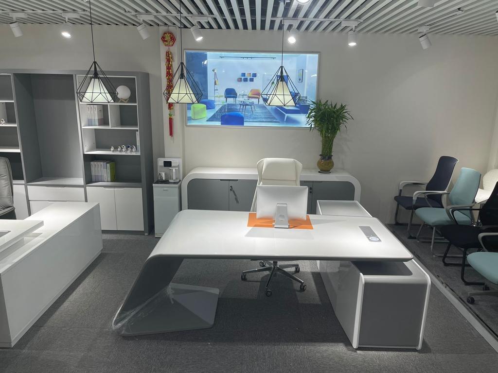 office furniture in UAE